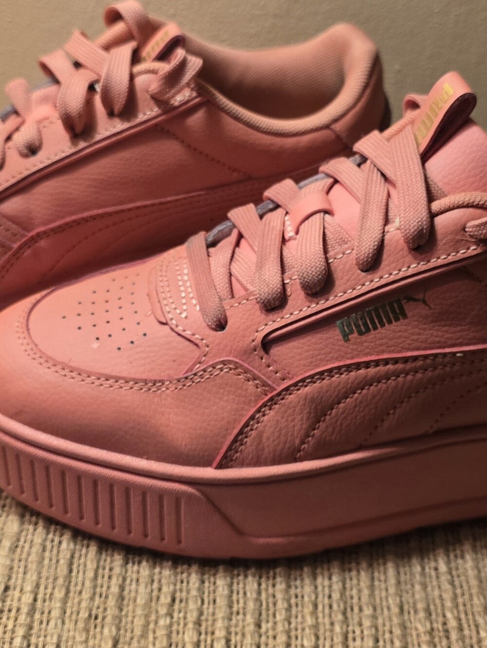 Like NEW Puma Karmen Rebelle Platform Sneaker Hibiscus Flower/Gold-Pink-size 9.0